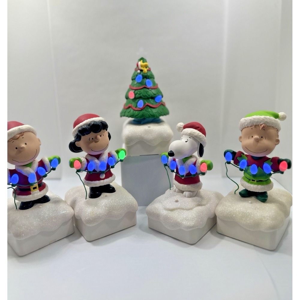 Set 5 Peanuts 2015 LightUp Christmas Snoopy Light Show‎ & Music Wireless Tested